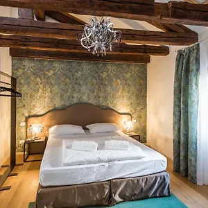  Appartement Polo's Treasures Italië